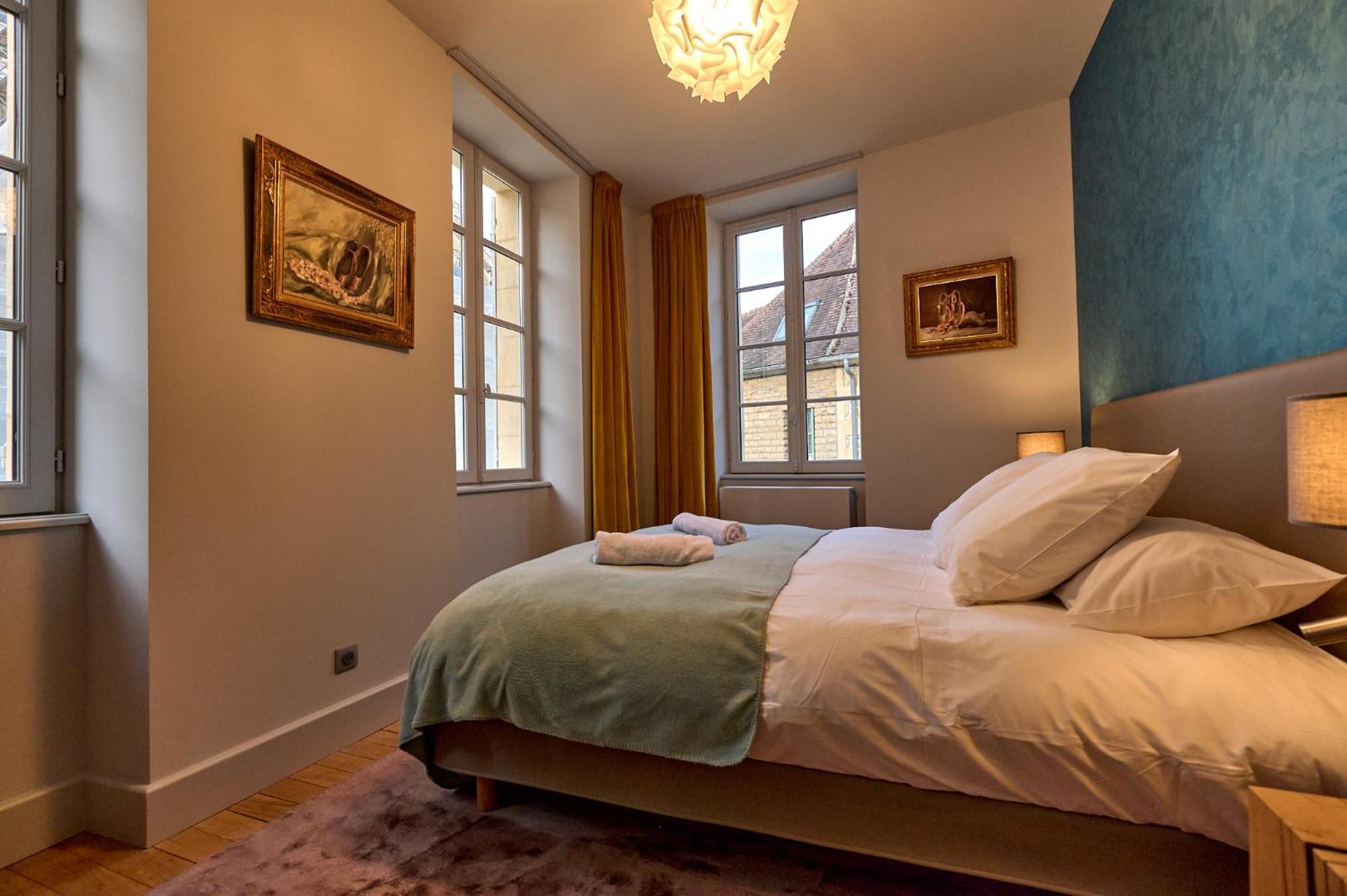 Appartement Montagnon - Les Suites Du Palais - Classe 4 Etoiles, Parking Prive, Vue Cathedrale, 3 Chambres, Primo C0Nciergerie Nevers Exterior photo
