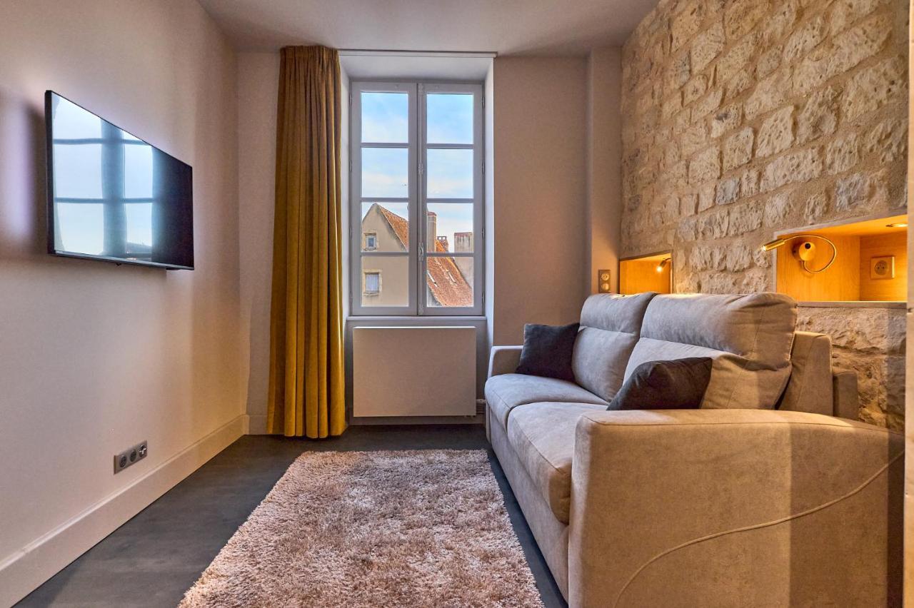 Appartement Montagnon - Les Suites Du Palais - Classe 4 Etoiles, Parking Prive, Vue Cathedrale, 3 Chambres, Primo C0Nciergerie Nevers Exterior photo