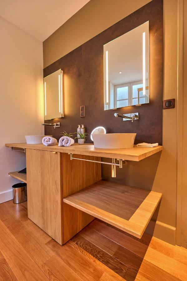 Appartement Montagnon - Les Suites Du Palais - Classe 4 Etoiles, Parking Prive, Vue Cathedrale, 3 Chambres, Primo C0Nciergerie Nevers Exterior photo
